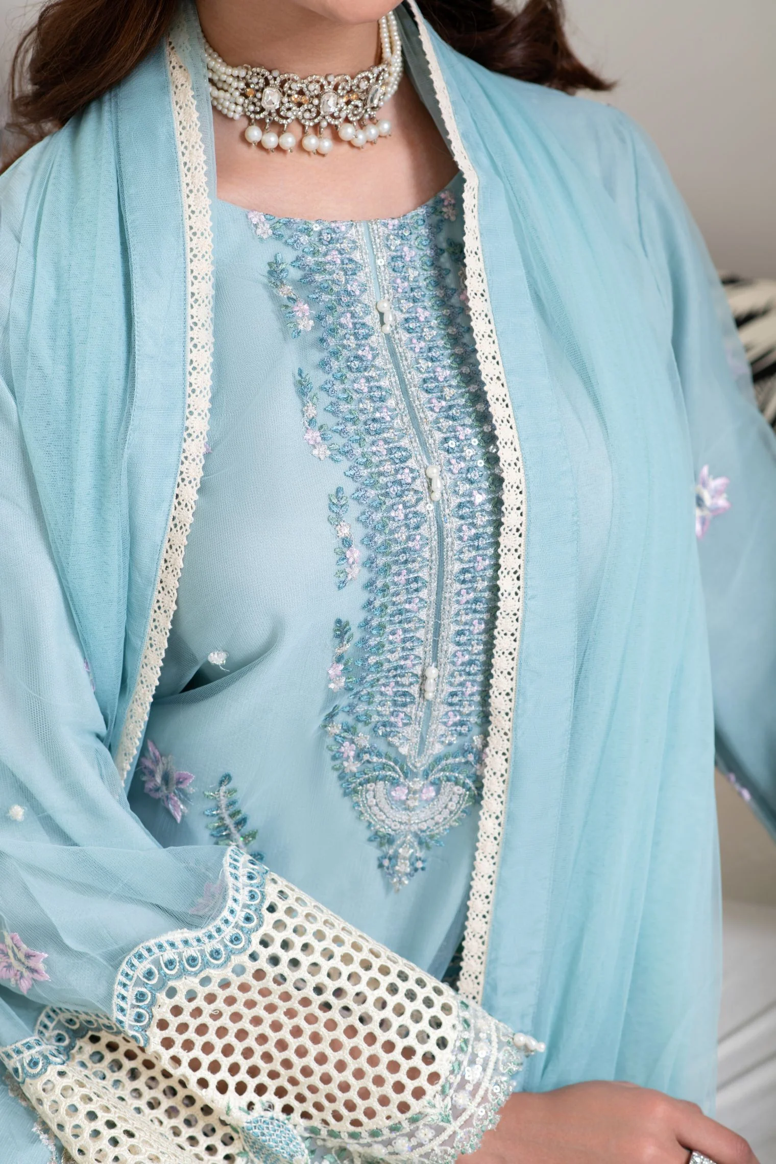 Motif Bareeze Net Embroidered Suit-014 - Image 4