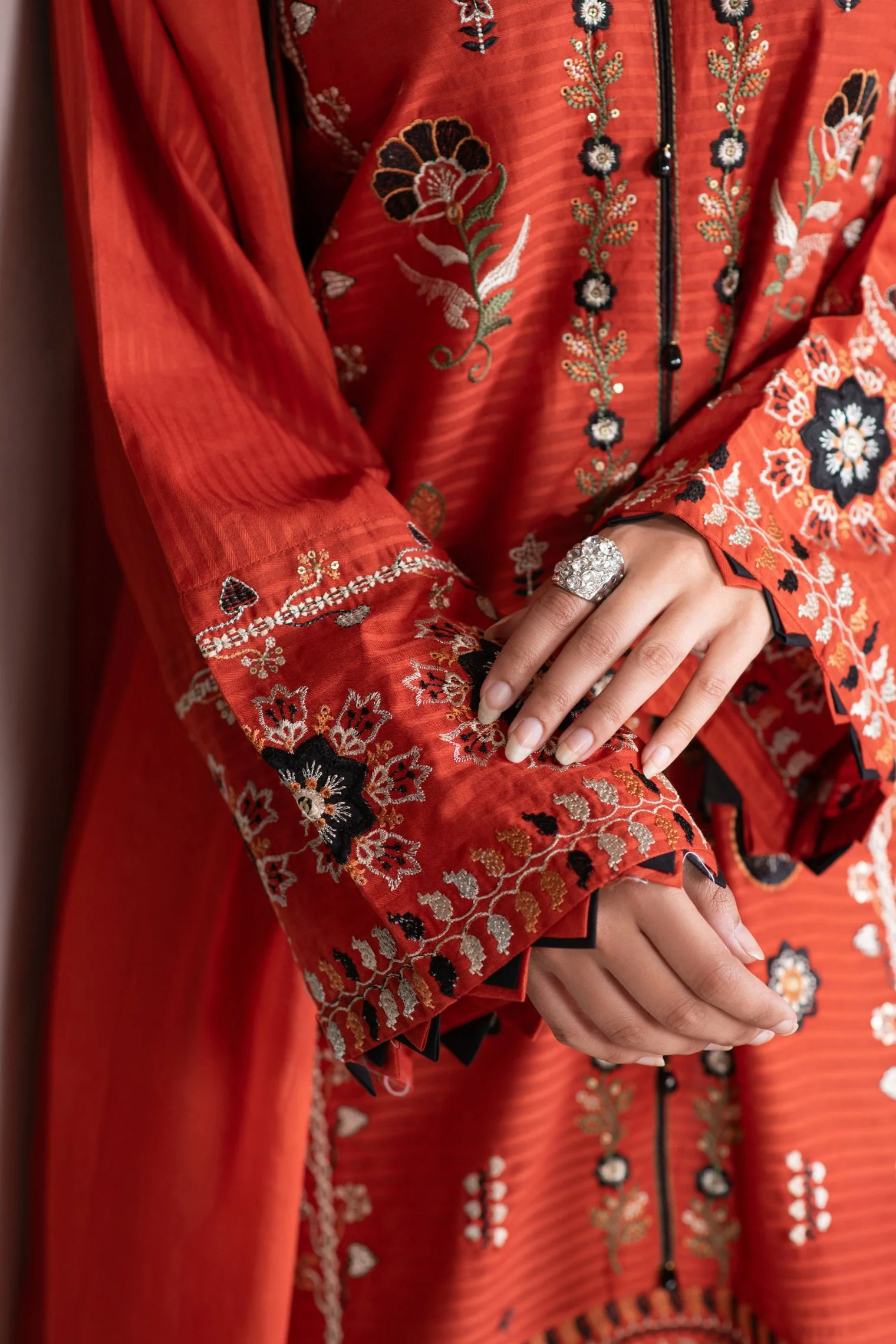 Motif Cotton Embroidered Suit-002 - Image 4