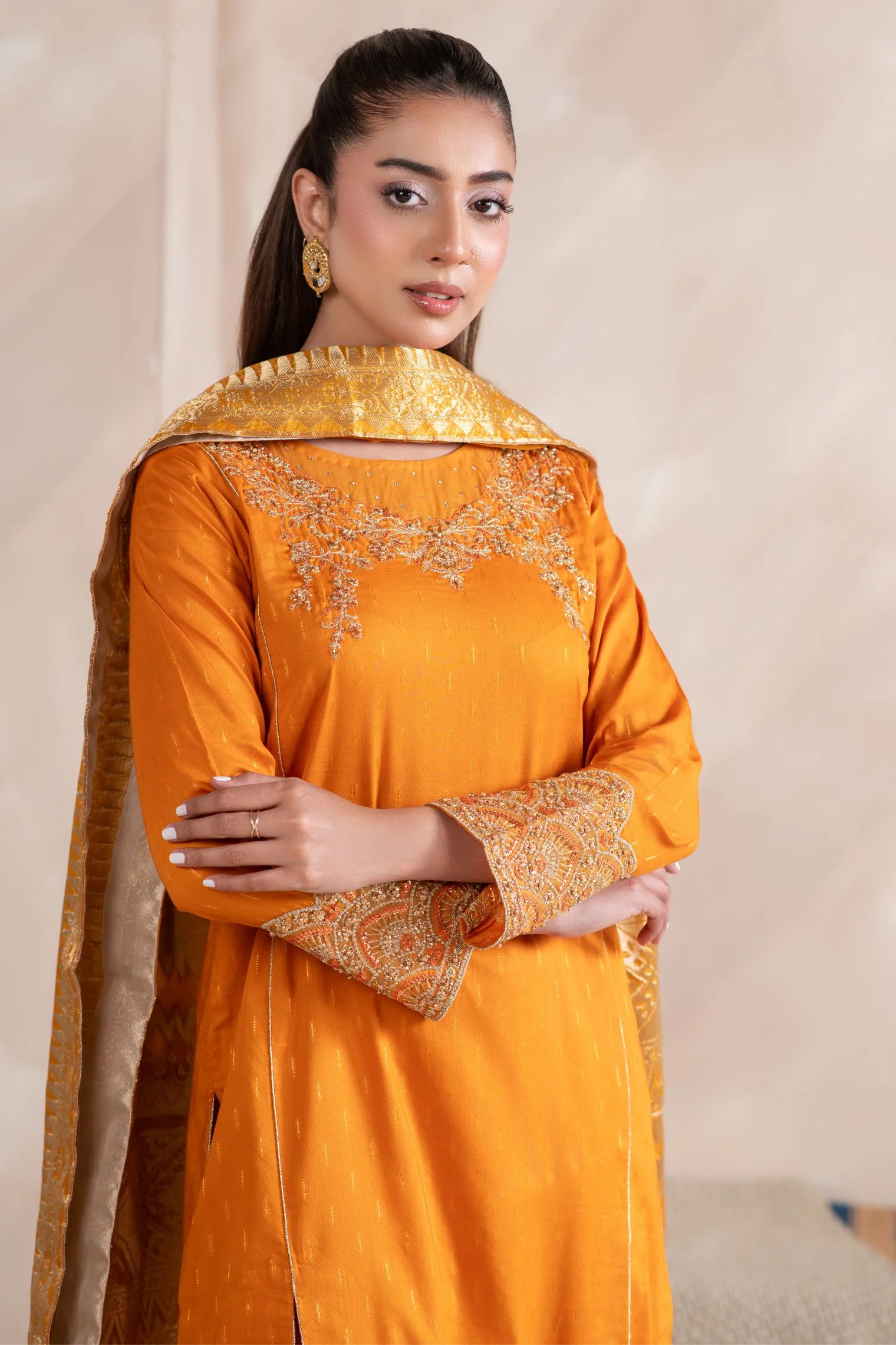 Motif Golden Brosha Embroidered Suit-026 - Image 3