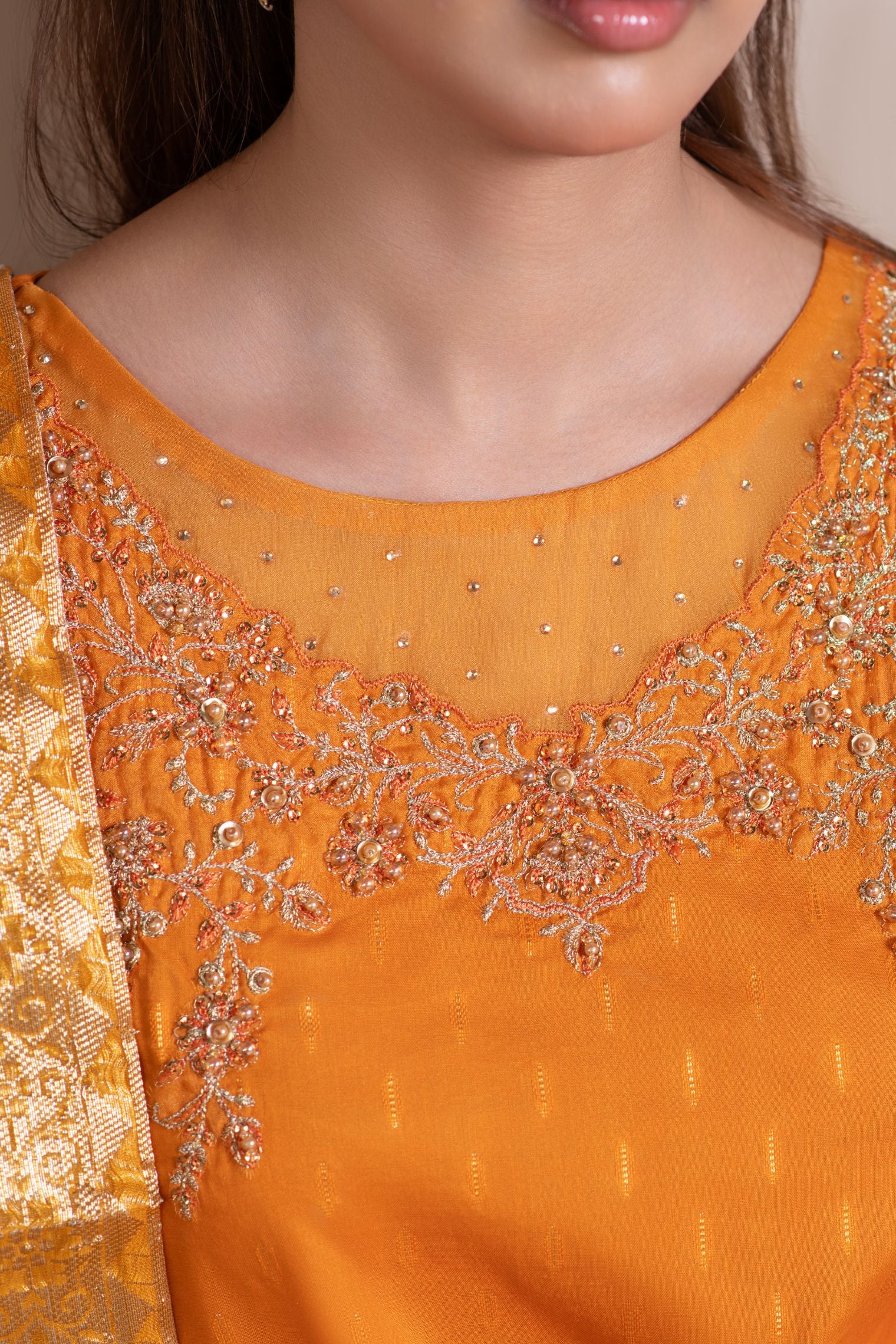Motif Golden Brosha Embroidered Suit-026 - Image 5