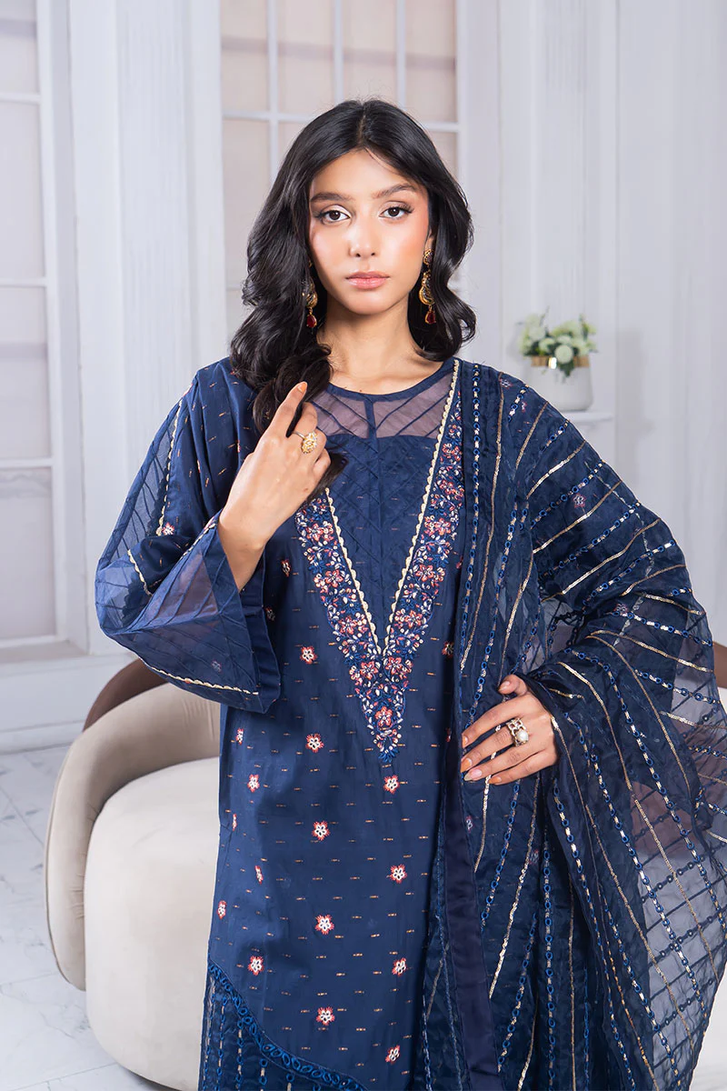 Motif Golden Brosha Embroidered Suit-018 - Image 4