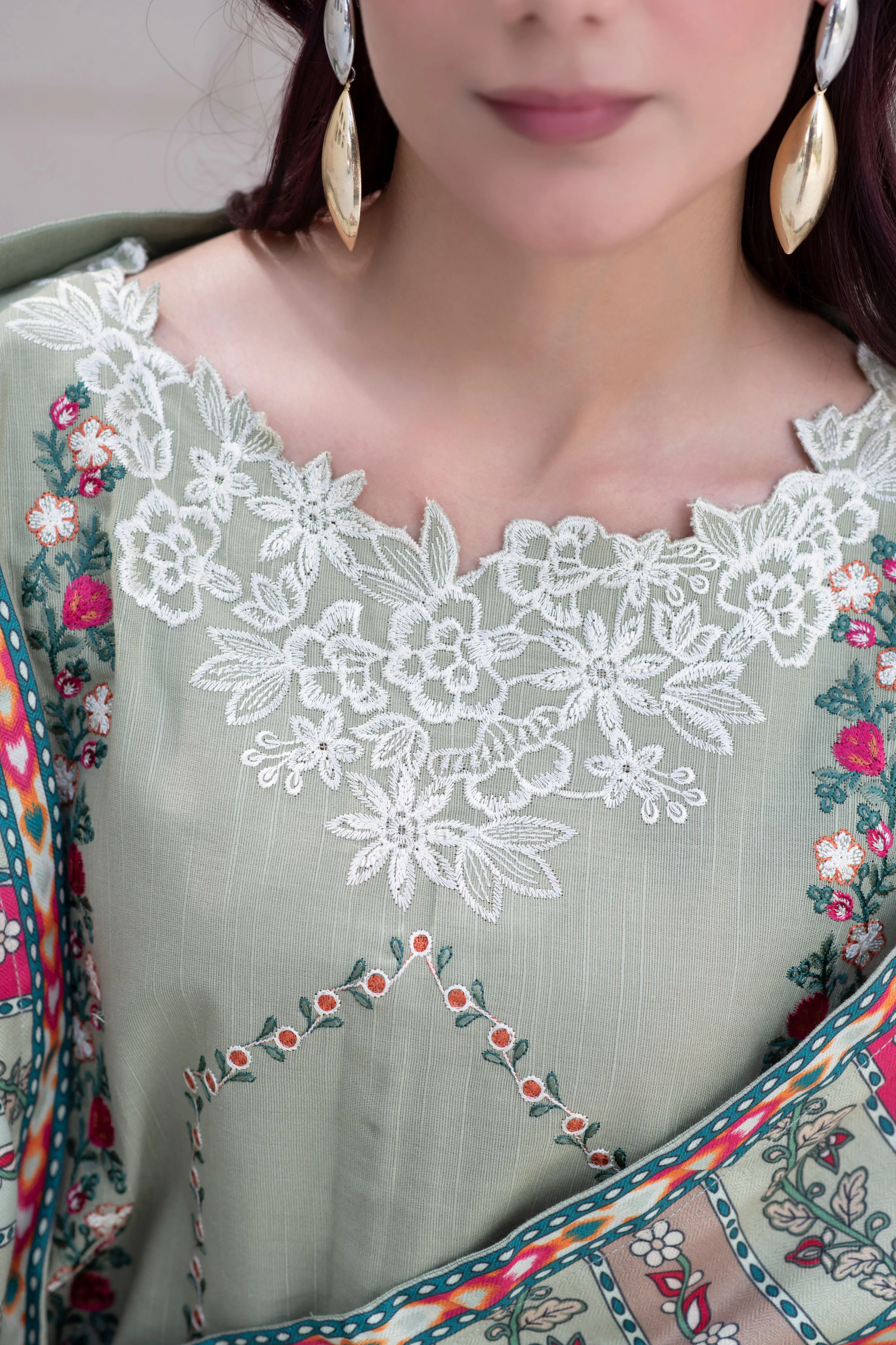Motif Karandi Embroidered Suit-013 - Image 6