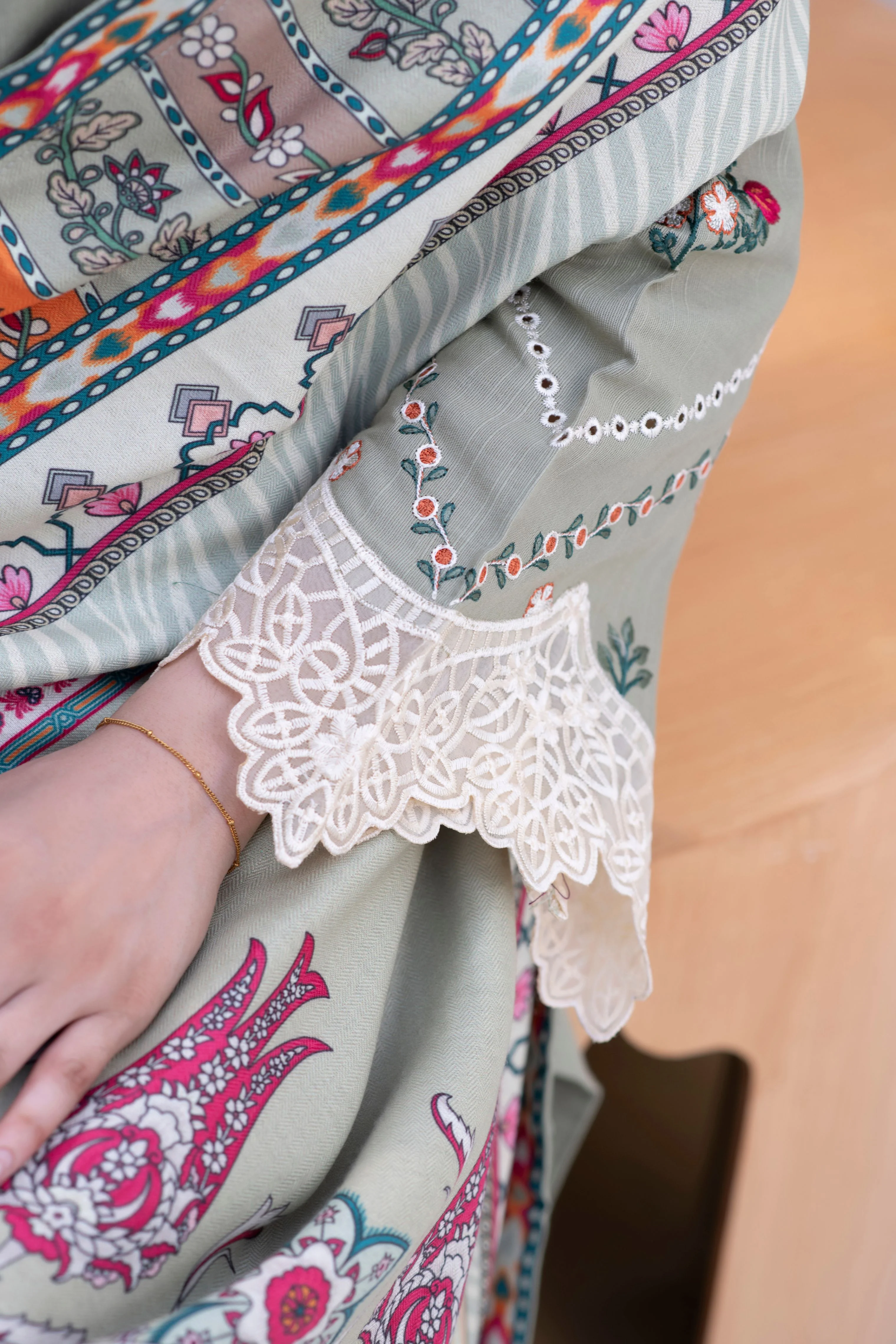 Motif Karandi Embroidered Suit-013 - Image 7
