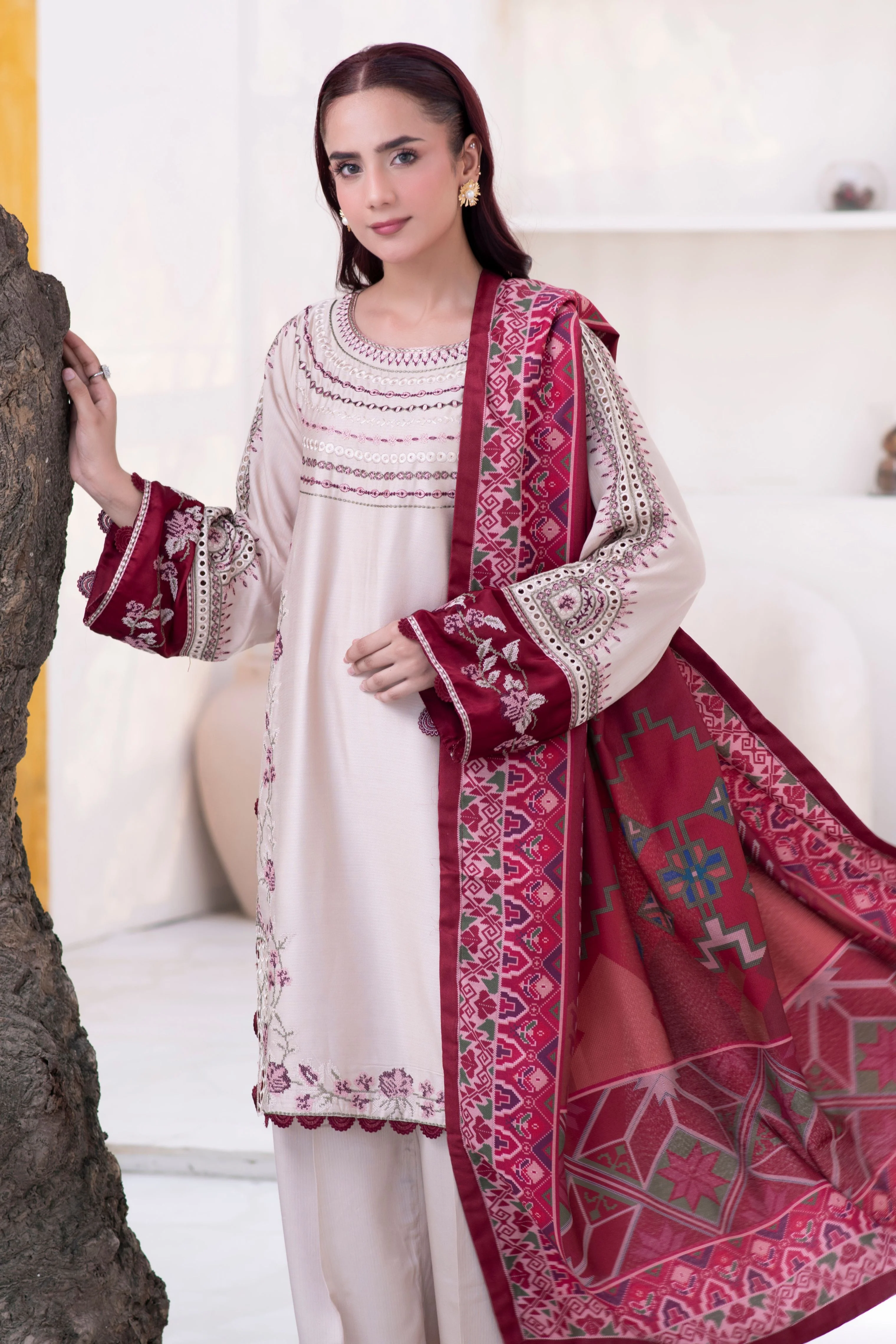 Motif Cotail Linen Embroidered Suit-052 - Image 5