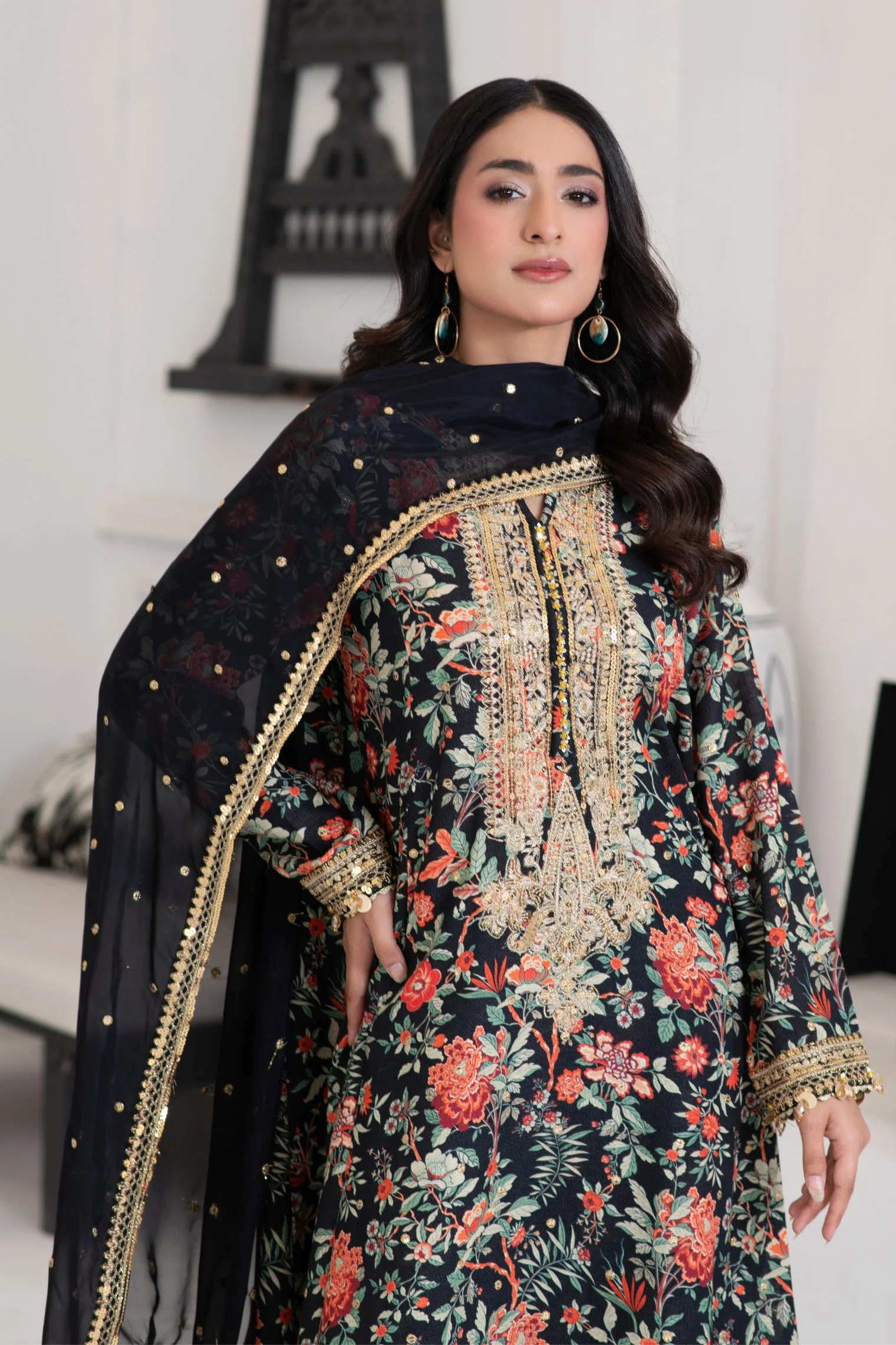 Motif Karandi Printed Suit-058 - Image 4