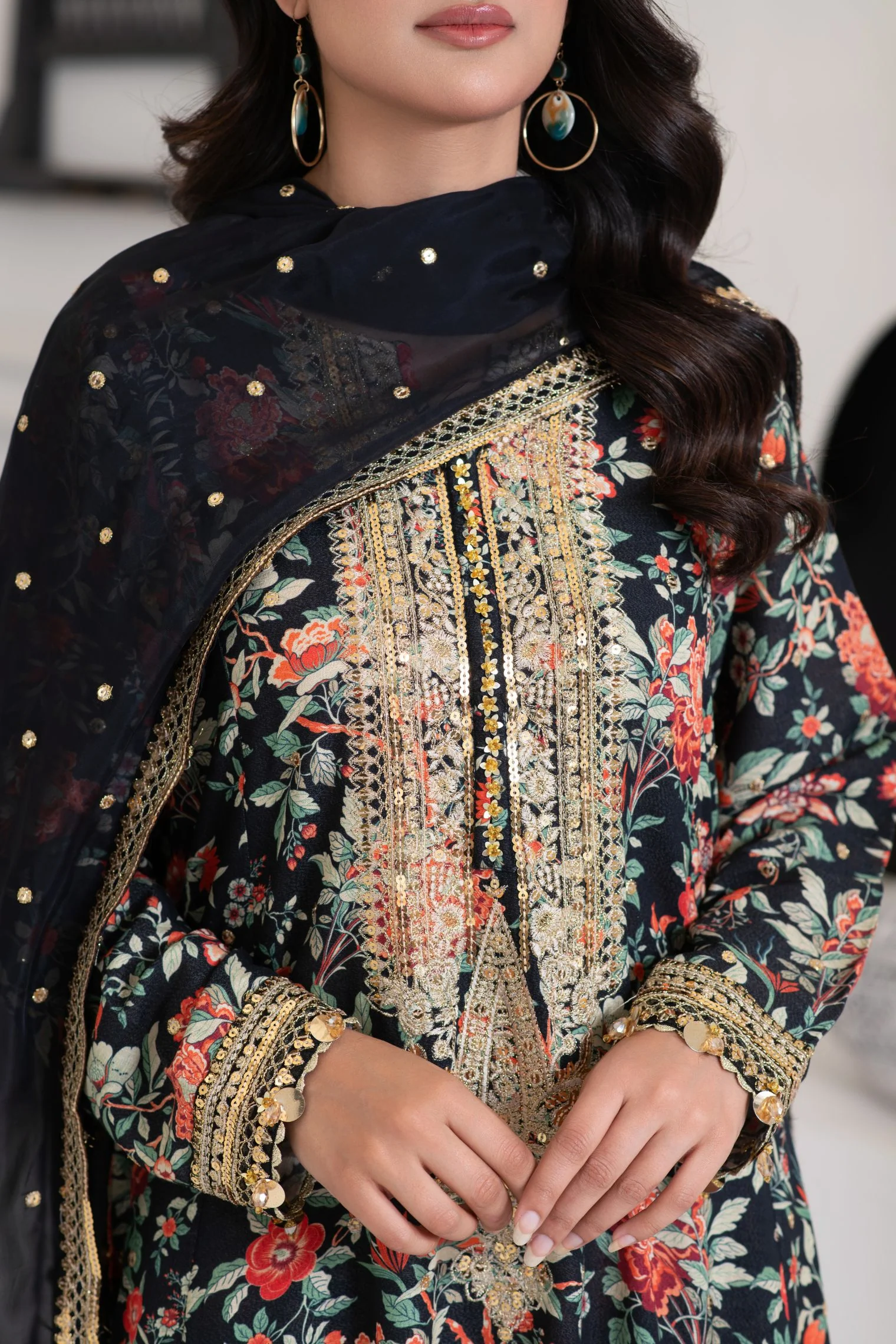 Motif Karandi Printed Suit-058 - Image 5