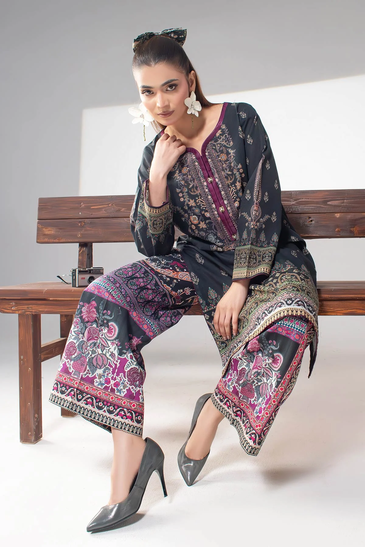 MOTIF KHADDAR PRINTED SUIT-008 - Image 3
