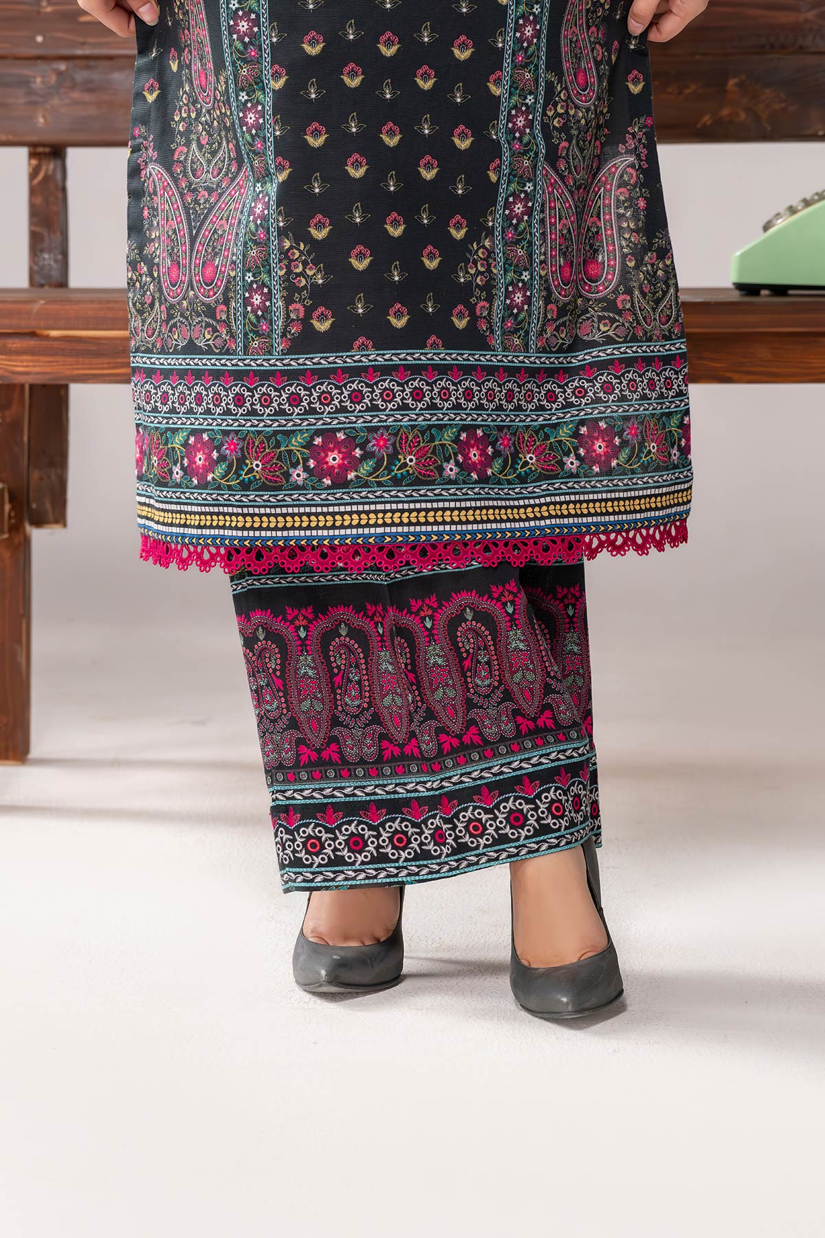 MOTIF KHADDAR PRINTED SUIT-012 - Image 13