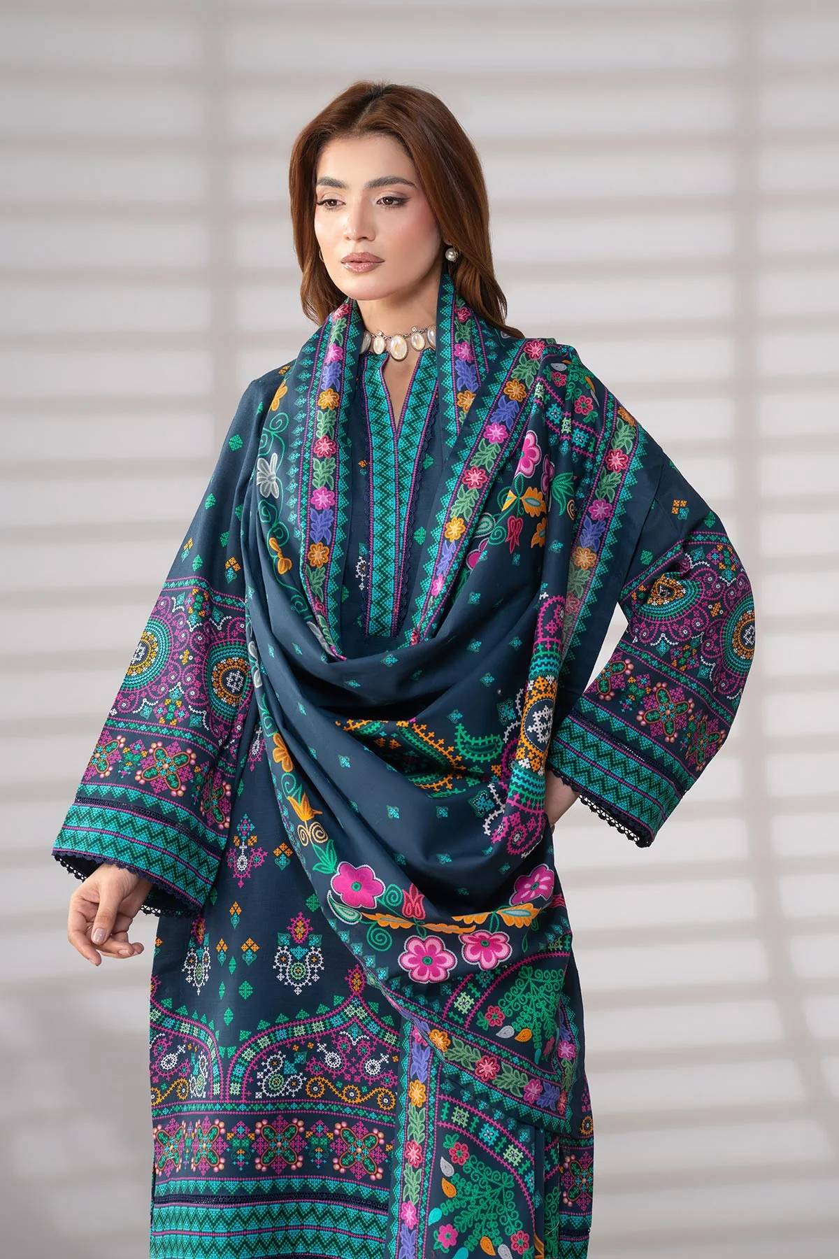 MOTIF KHADDAR PRINTED SUIT-039 - Image 4