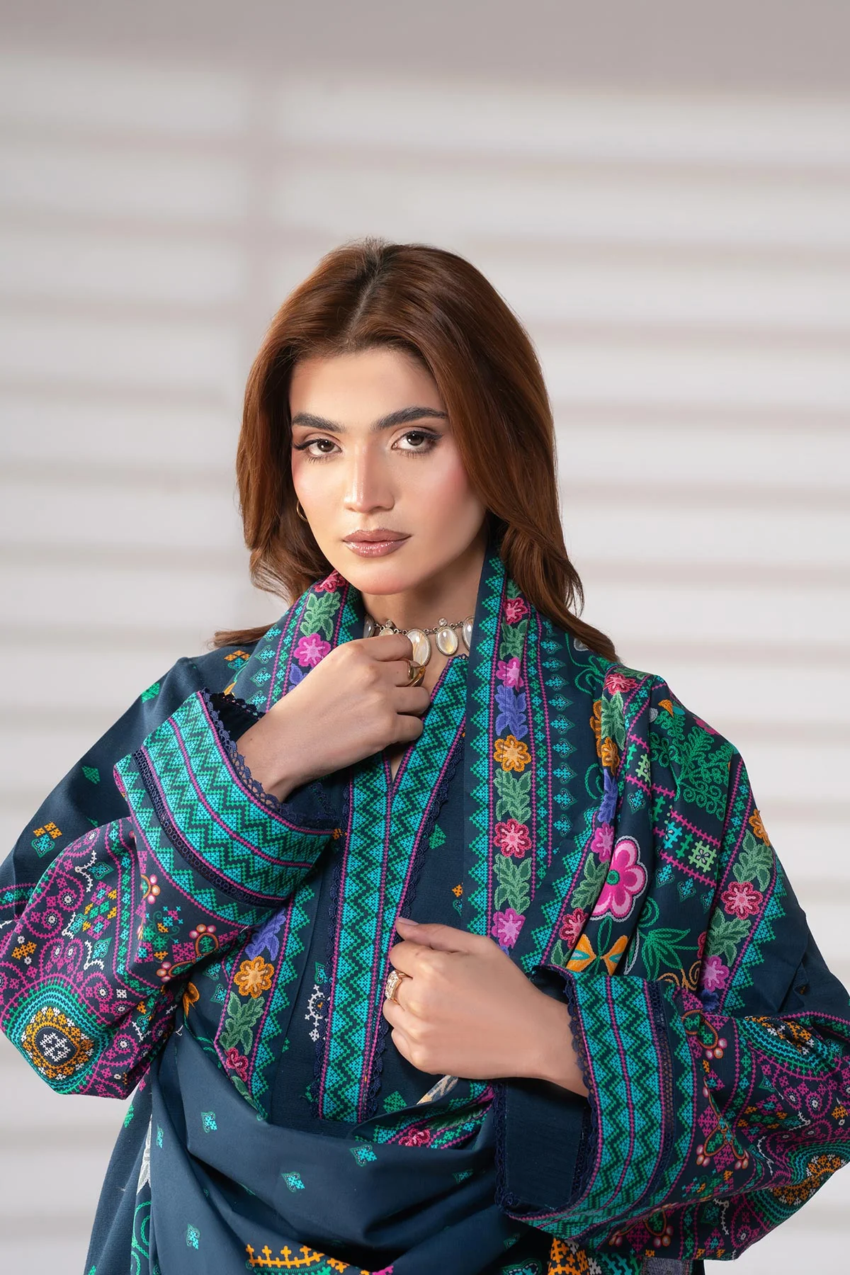 MOTIF KHADDAR PRINTED SUIT-039 - Image 7