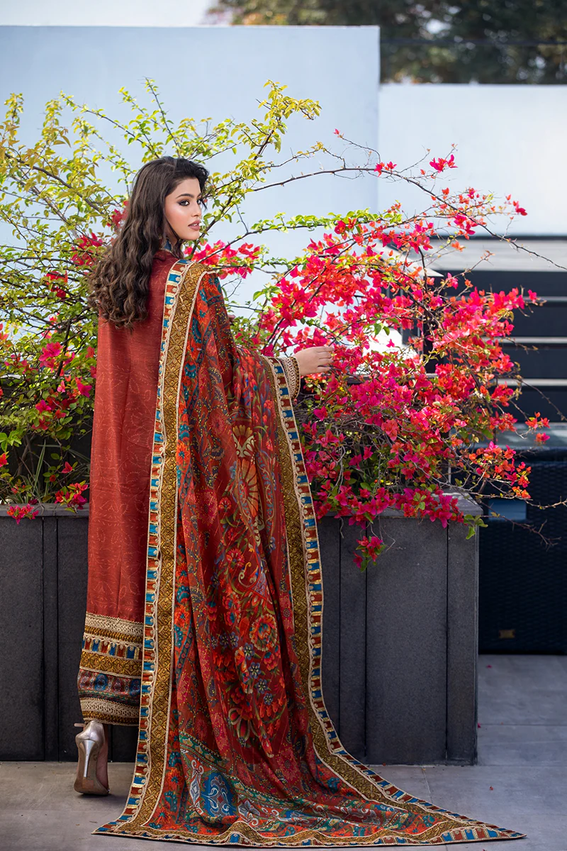 Motif Khaddi Silk Embroidered Lawn-021 - Image 3
