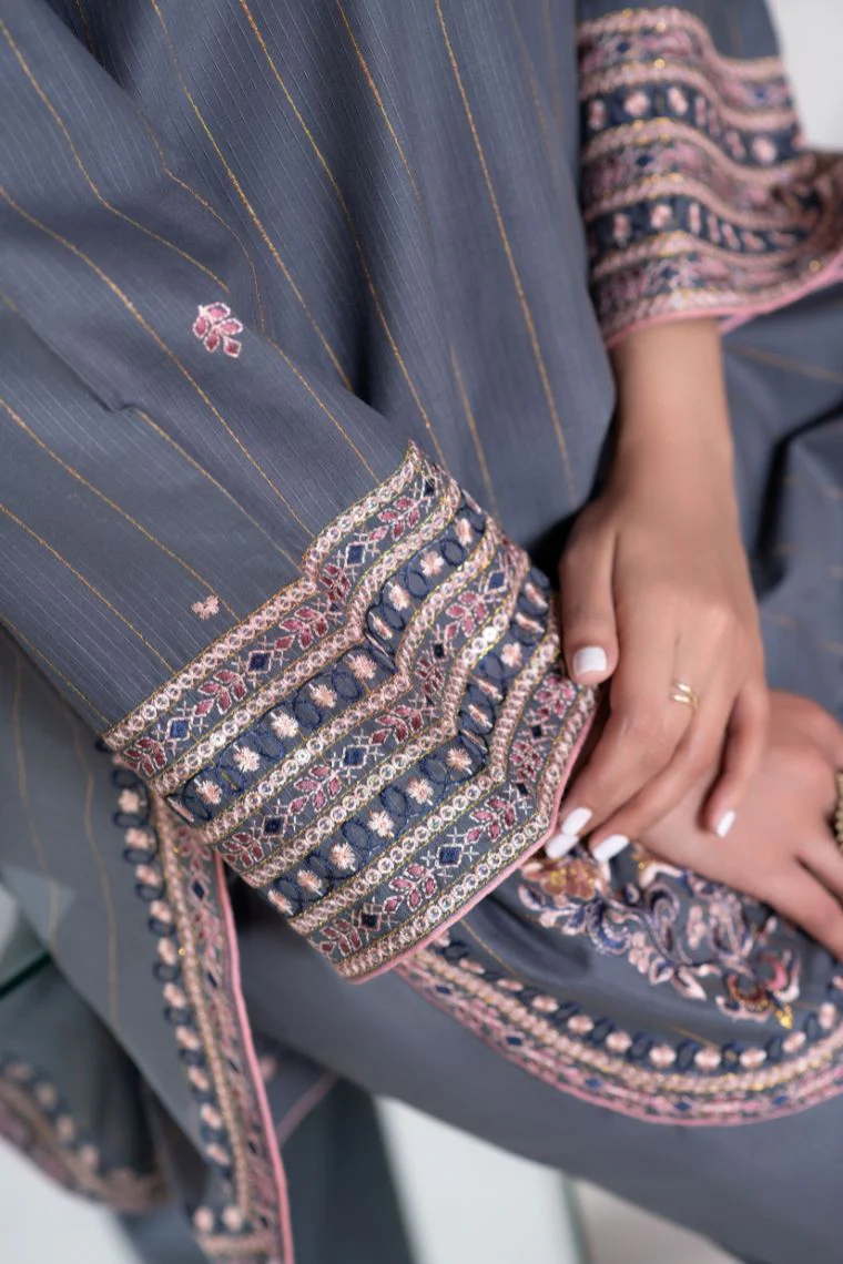 Motif Mesori Embroidered Suit-003 - Image 6