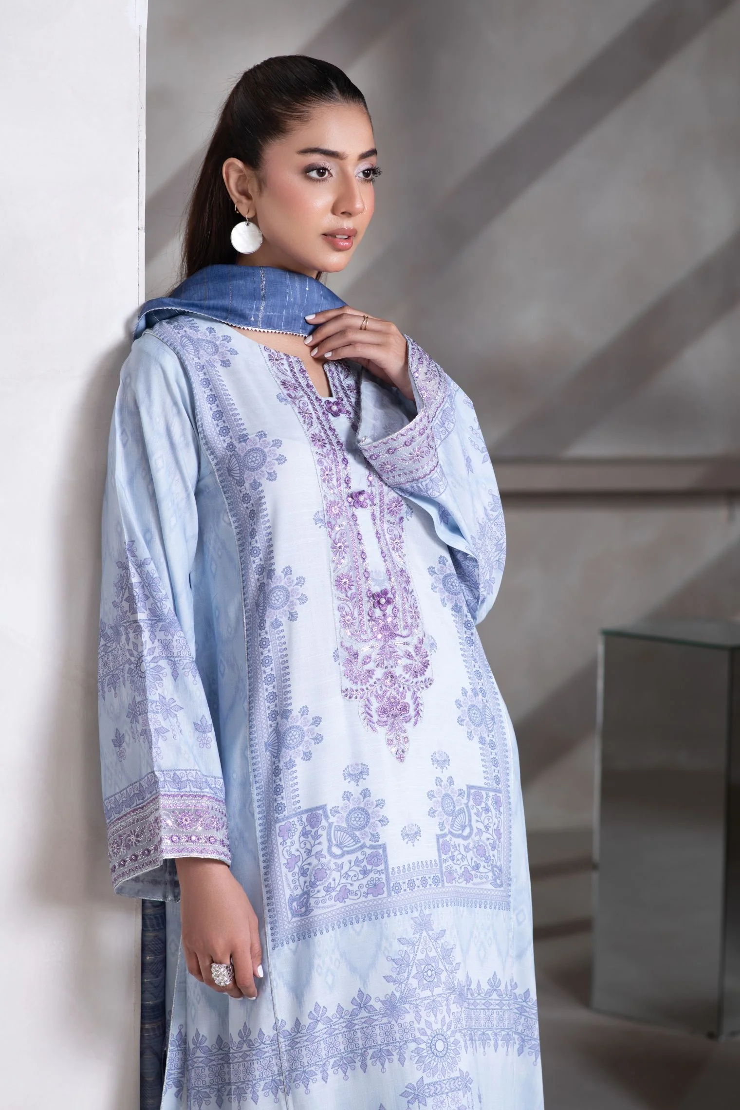 Motif Viscose Printed Suit-043 - Image 8