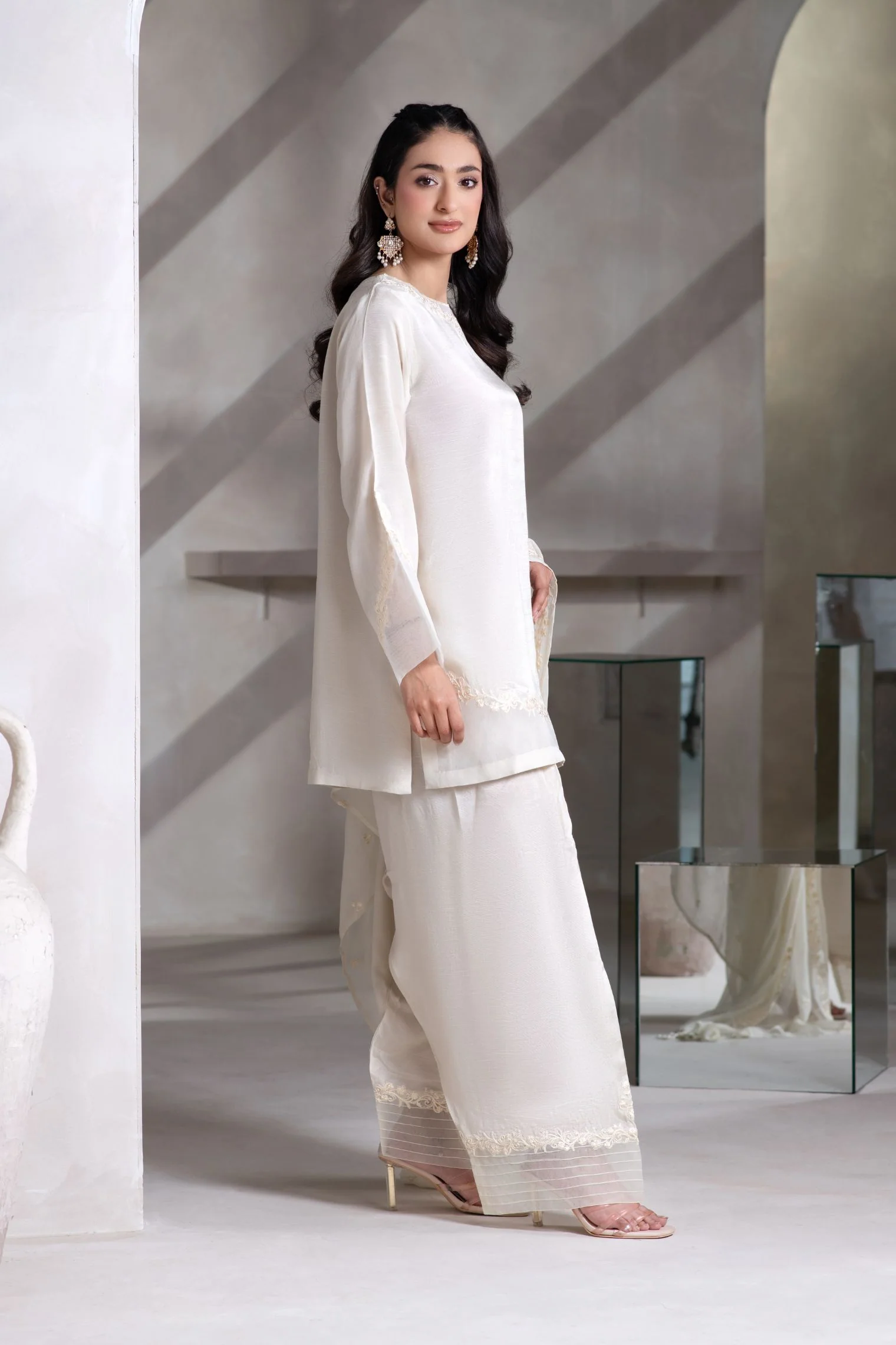 Motif Solid Embroidered Suit-036 - Image 2